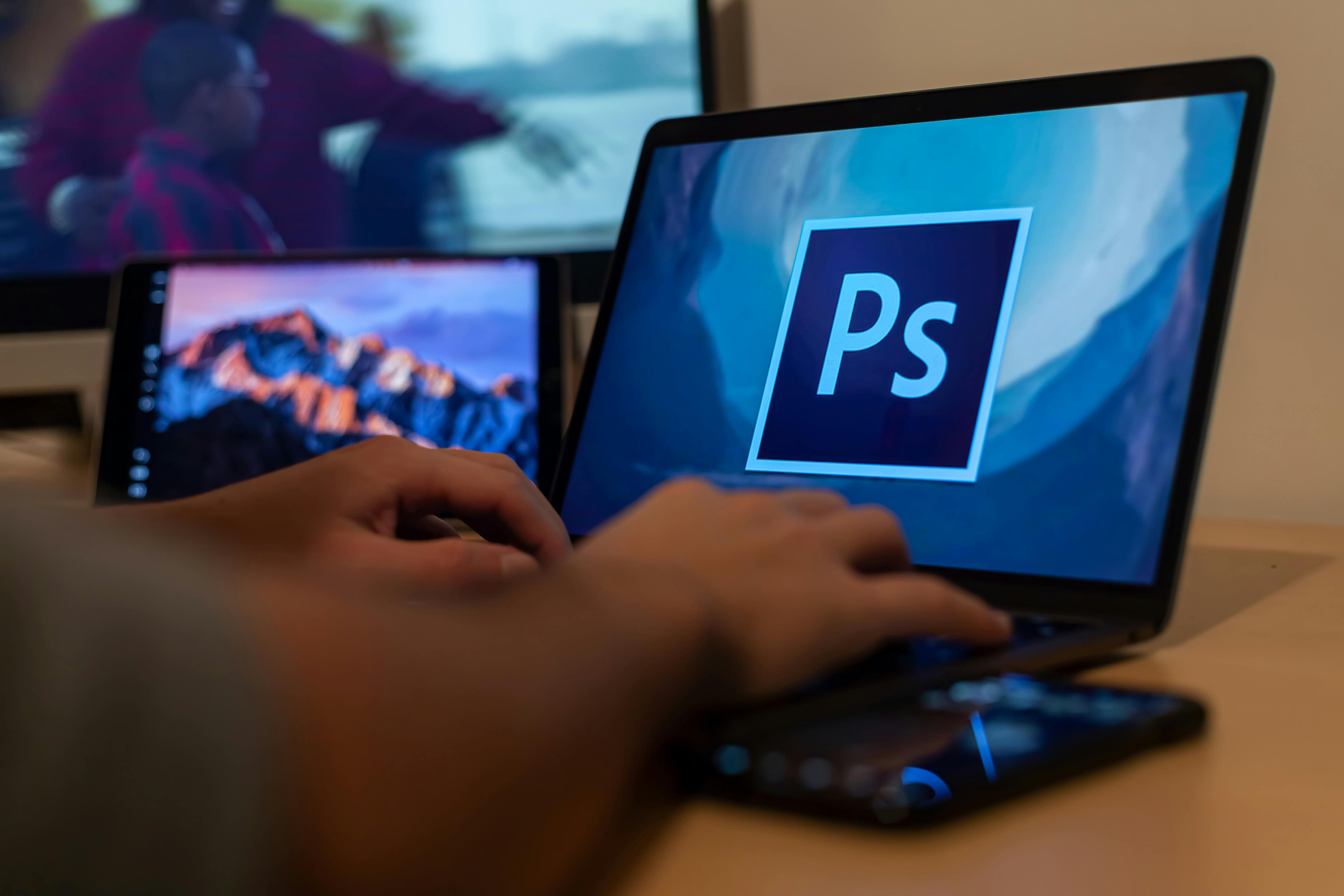 Immagine che raffigura Corso Photoshop