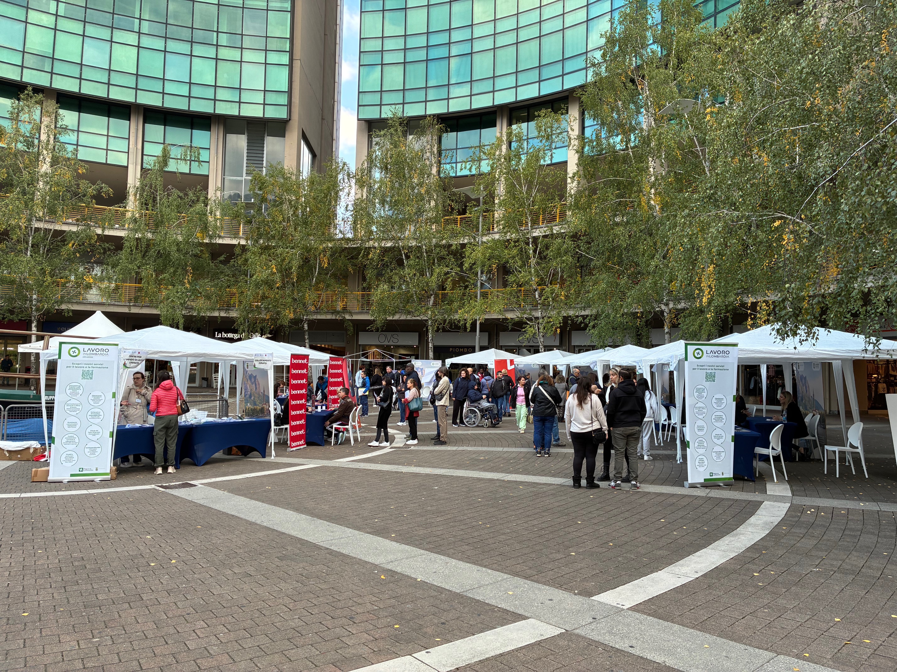Immagine che raffigura Job Day Retail: grande successo di partecipazione per l’iniziativa dedicata al commercio e vendita al dettaglio 