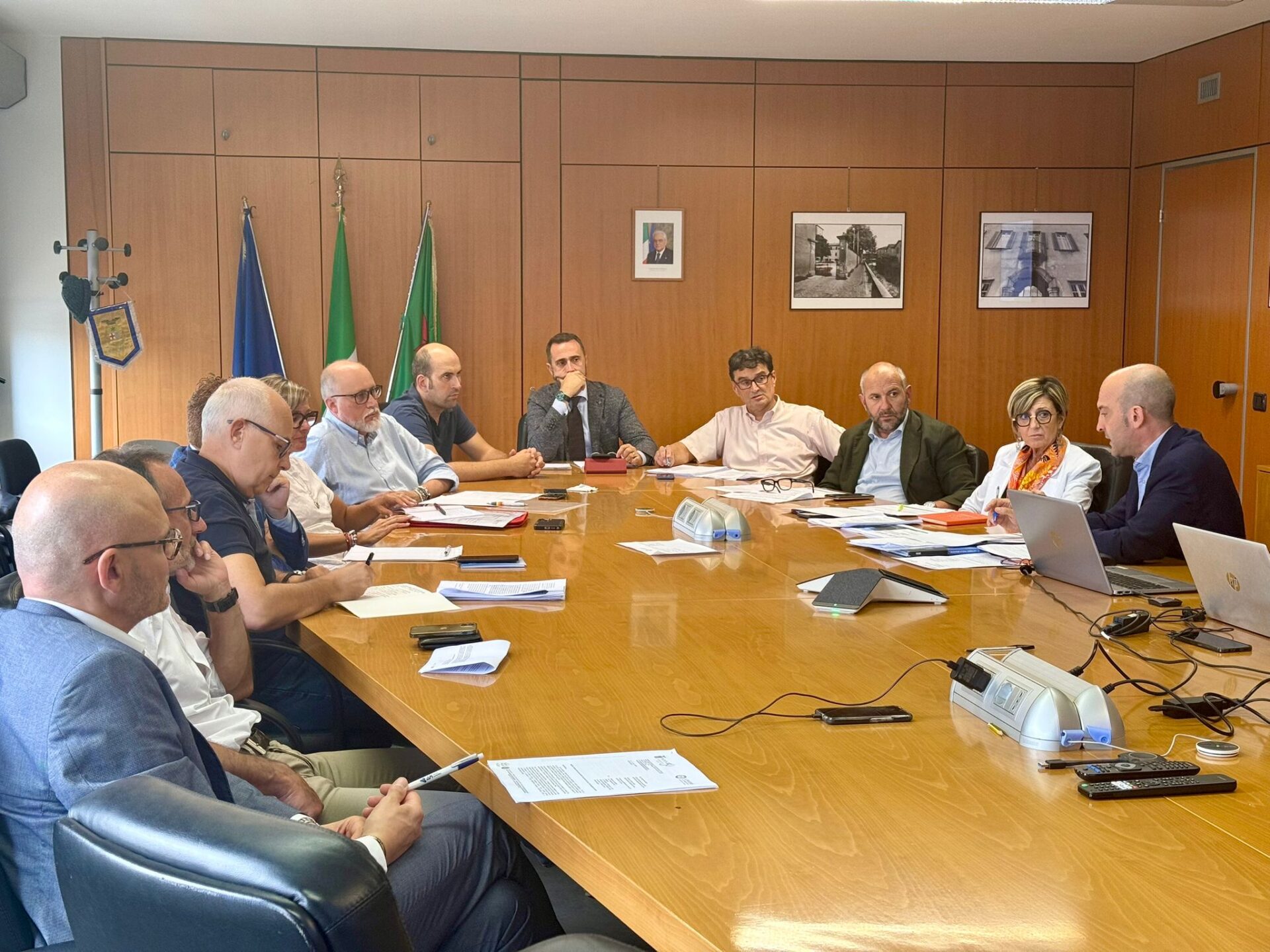 Immagine che raffigura Presentate le linee guida di Regione Lombardia per la gestione delle crisi aziendali